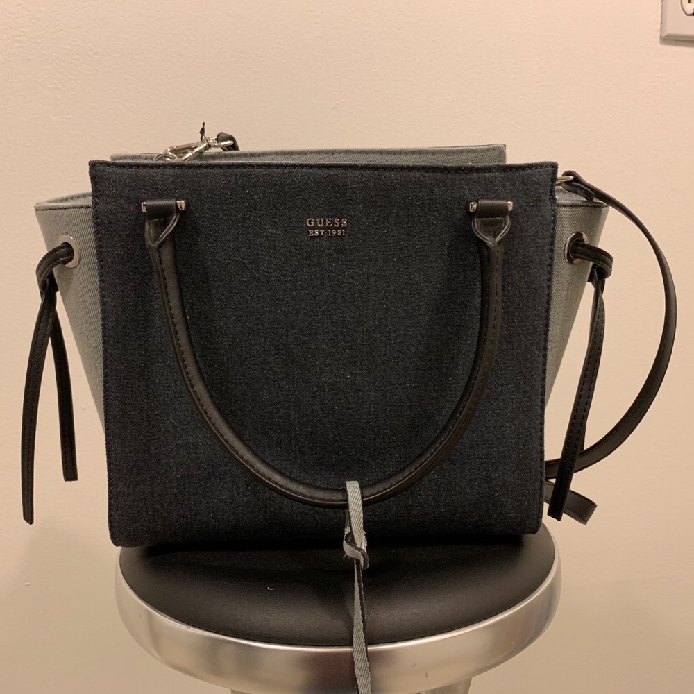 Guess handbag NWT
